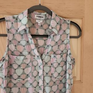 Express Multicolor Balloon Print Sleeveless Blouse